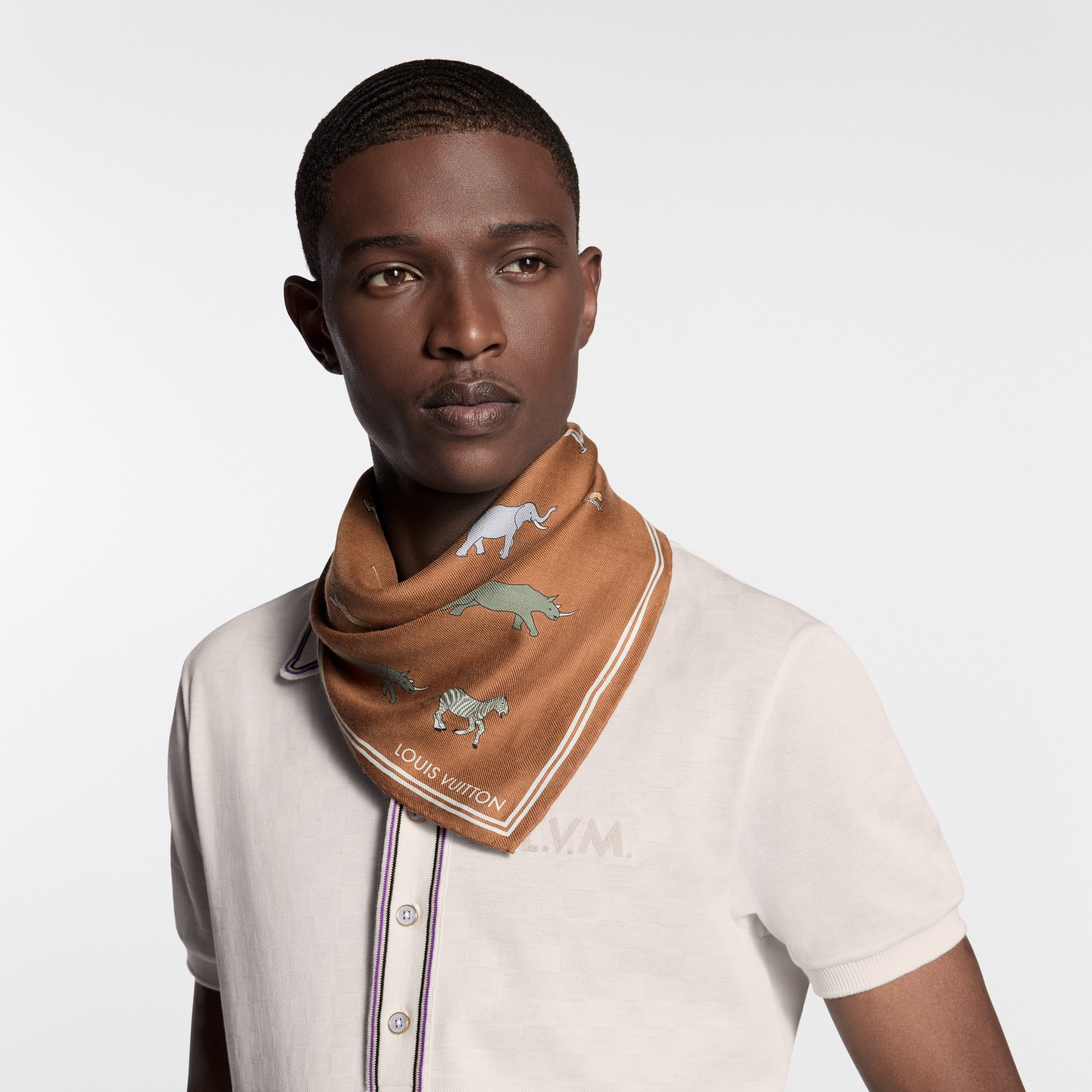 ス*ン様 LOUIS VUITTON バンダナ・ユキ・ルージュ・ブラン Silk and Bandanas - Men | LOUIS VUITTON